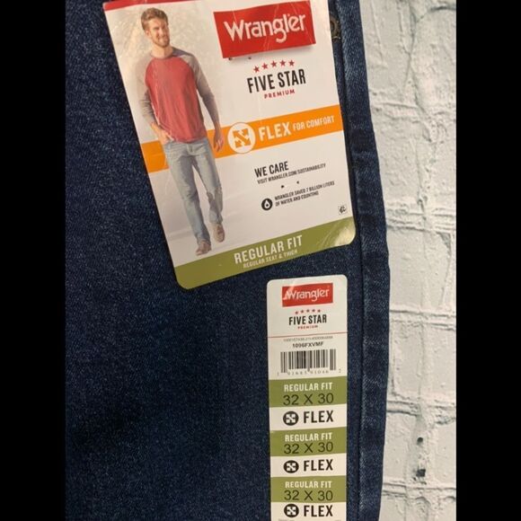 NWT Wrangler Flex Regular Fit jeans. 32x30 - Picture 3 of 3